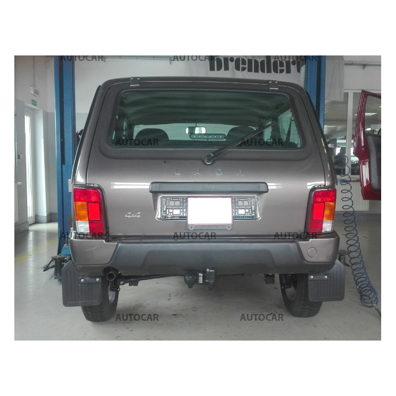 Ťažné zariadenie pre Lada NIVA - 3 dv. - skrutkový systém