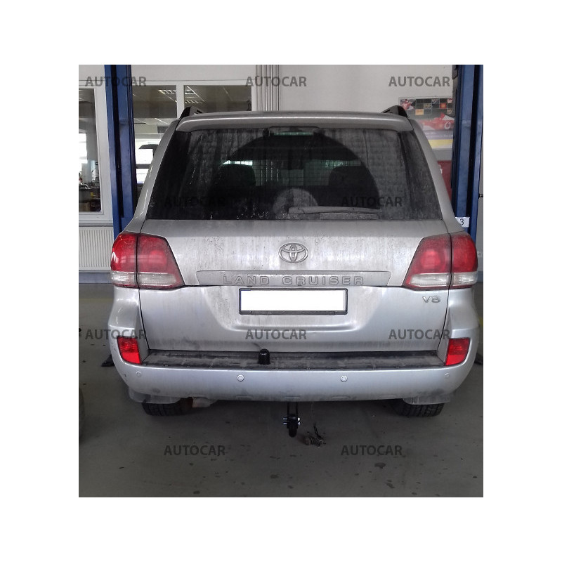 Ťažné zariadenie pre LANDCRUISER - V 8 - skrutkový systém - od 2007 do 