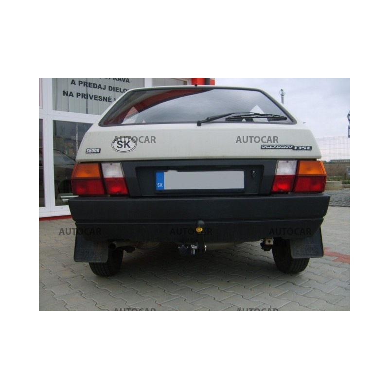 Ťažné zariadenie pre Škoda FAVORIT - skrutkový systém