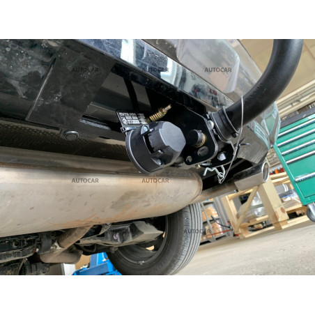Ťažné zariadenie pre Toyota RAV 4 - odnímateľný bajonetový systém Ťažné zariadenie pre Toyota RAV 4 - odnímateľný bajonetový systém