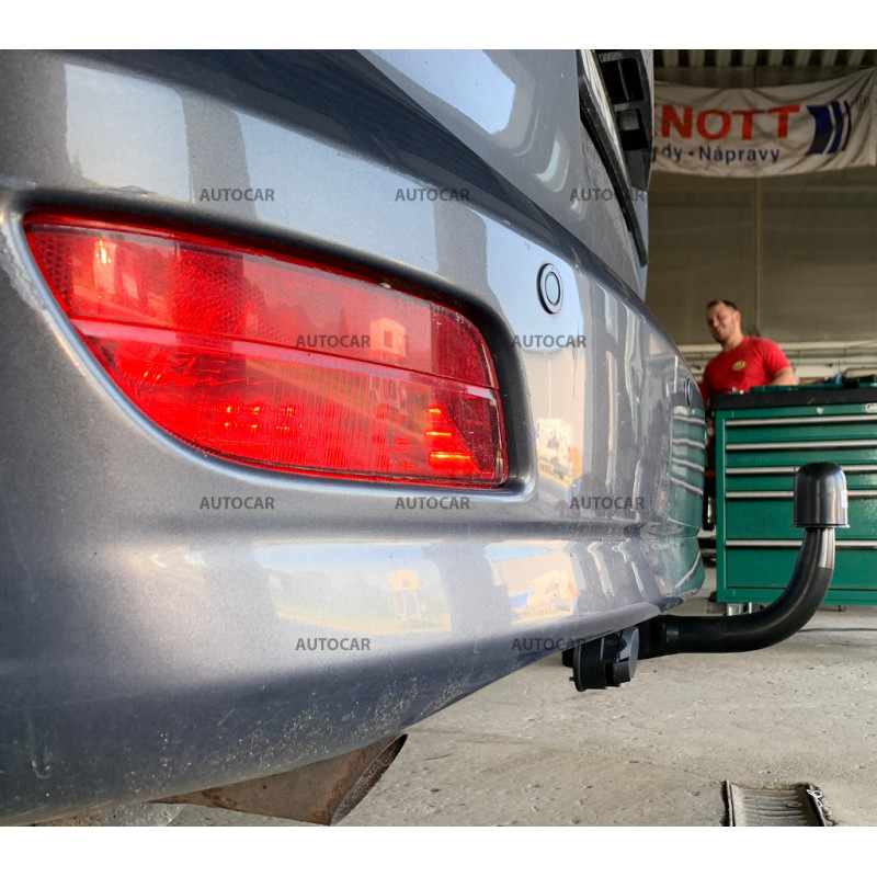 Ťažné zariadenie pre Mazda 5 - VAN - odnímateľný vertikálny bajonetový systém