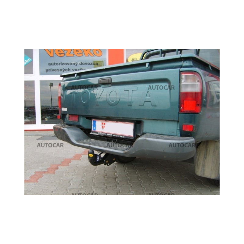 Ťažné zariadenie pre Toyota HILUX - N16/N17 - PickUp - so schodíkom - skrutkový systém