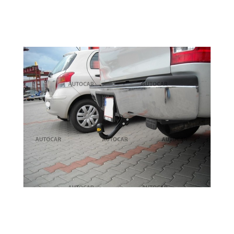 Ťažné zariadenie pre HILUX - 4x4 (_J9_) - skrutkový systém - od 2005 do 2009