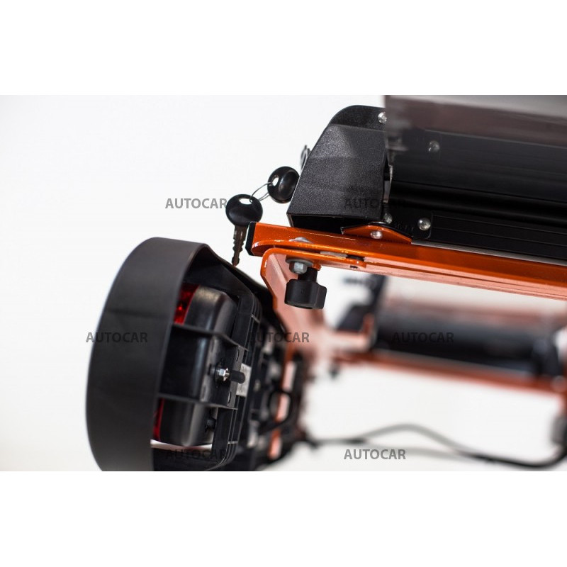 Nosič lyží na ťažné zariadenie Towcar ANETO