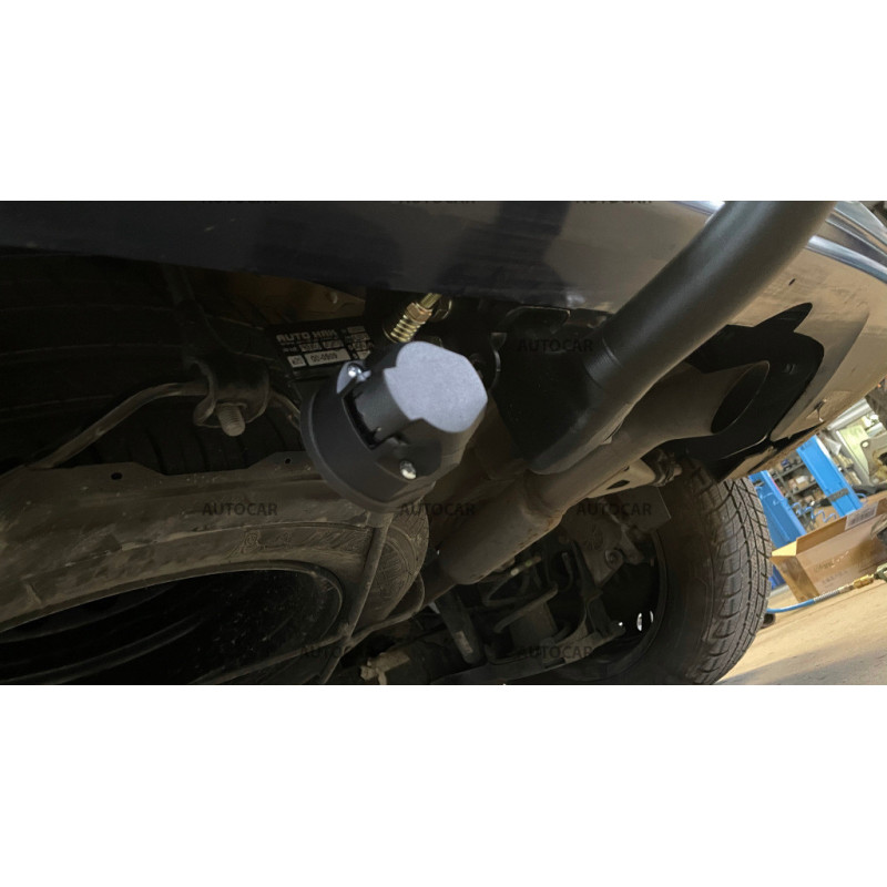 Ťažné zariadenie pre Toyota Proace City - automatický vertikálny systém