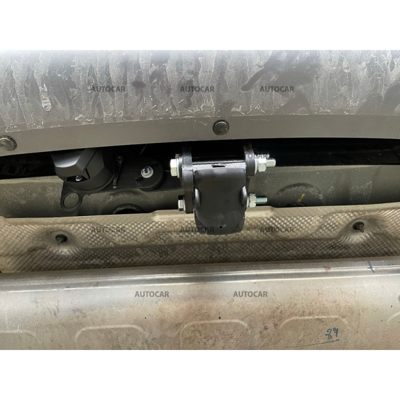 Ťažné zariadenie pre Hyundai TUCSON - odnímateľný vertikálny bajonetový systém