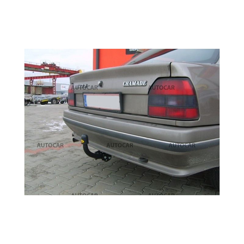 Ťažné zariadenie pre Renault 19 - skrutkový systém