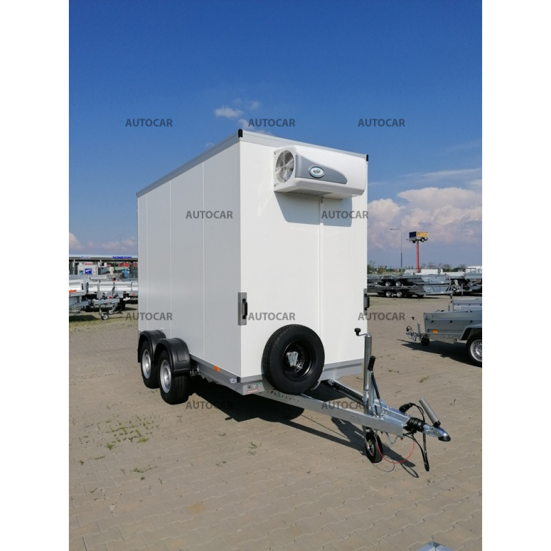 Chladiarenský skriňový prívesný vozík TK B 27.35 KH