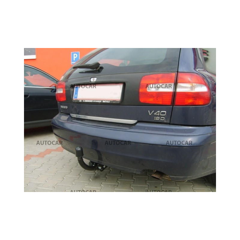 Ťažné zariadenie pre V 40 - Combi - automatický systém - od 2000/07 do 2004