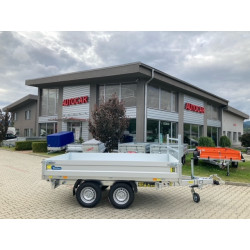 Remorcă basculabilă pe o...