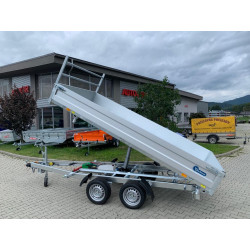 Remorcă basculabilă pe trei...