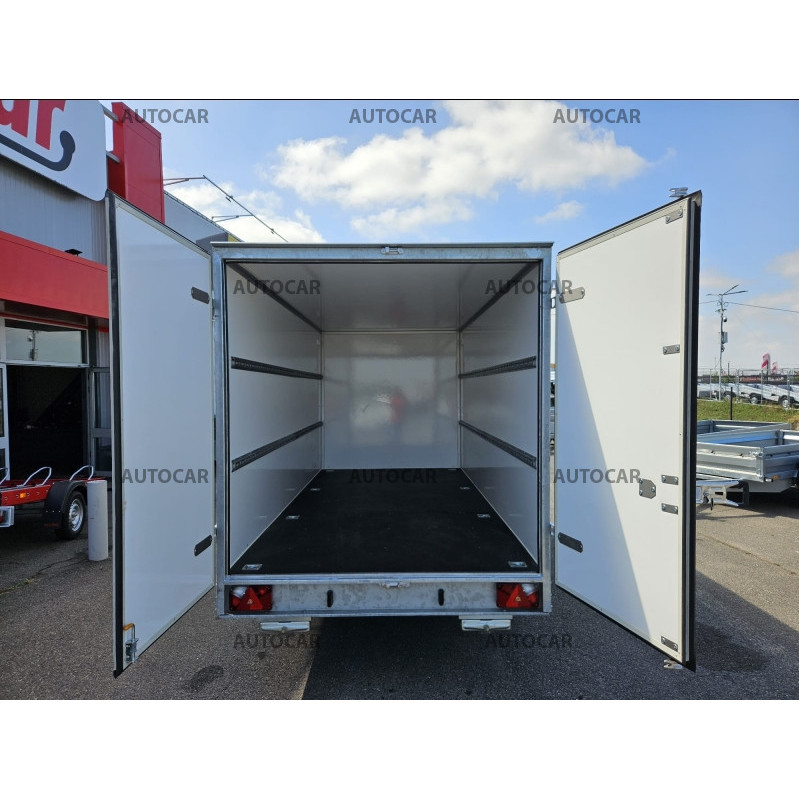 Skriňový prívesný vozík F20301518HTD