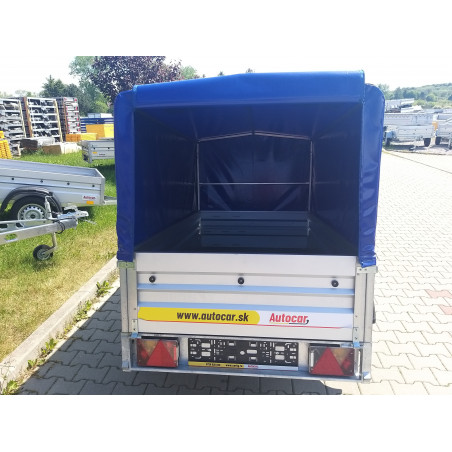Prívesný vozík s plachtou Prívesný vozík s plachtou