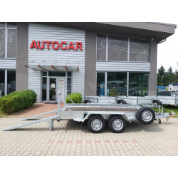 Transportator de utilaje de construcții cu două axe, cu frână K3035N