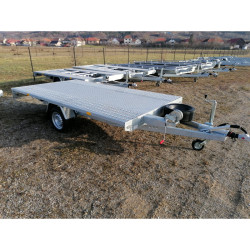 Remorcă cu sistem de...