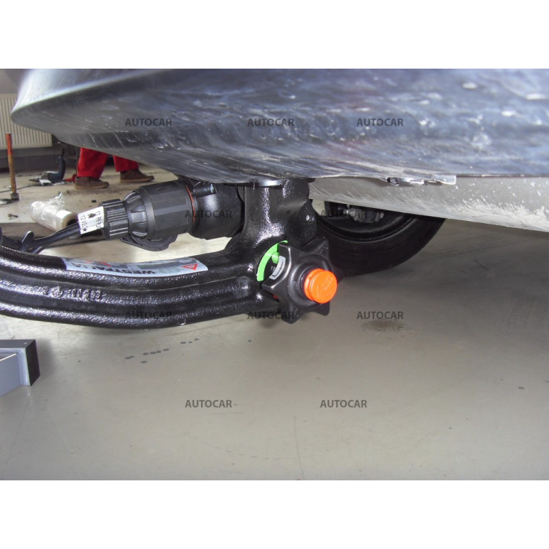 Ťažné zariadenie pre Nissan Qashqai - automatický systém vertikal- od 02.2007/-