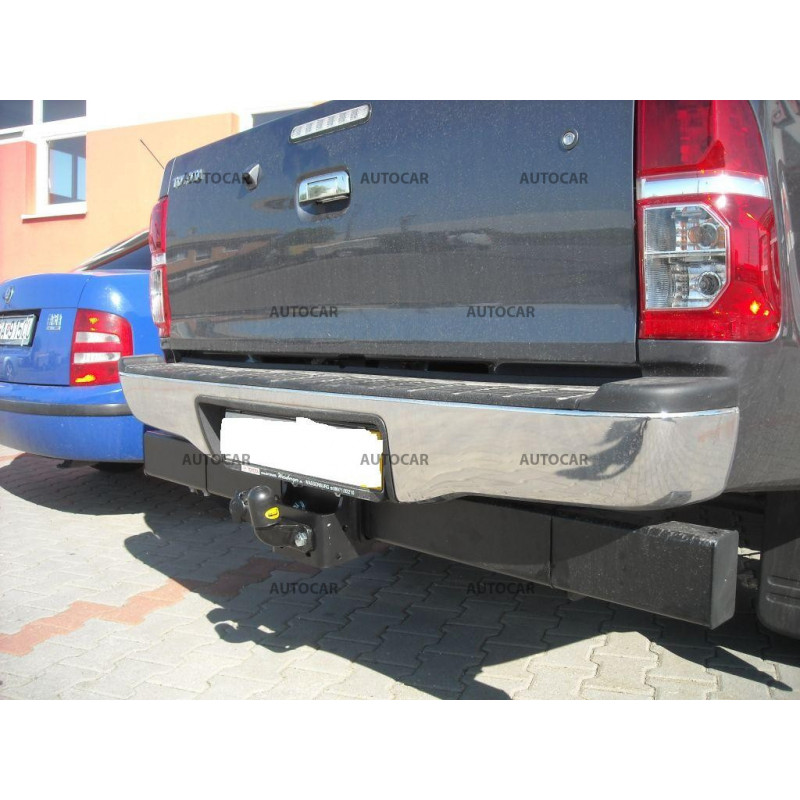 Ťažné zariadenie pre HILUX - (4WD),Skrutkový systém - 08.2010/-