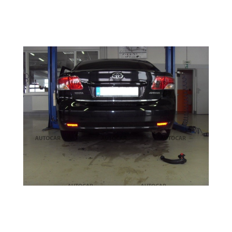 Ťažné zariadenie pre AVENSIS - 4/5 dv. - automatický systém - od 2009/-