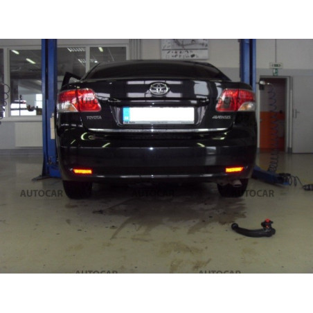 Ťažné zariadenie pre AVENSIS - 4/5 dv. - automatický systém - od 2009/-