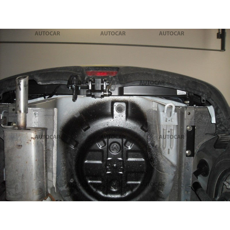 Ťažné zariadenie pre Nissan JUKE - SUV, 2WD - automatický systém - od 2010/-