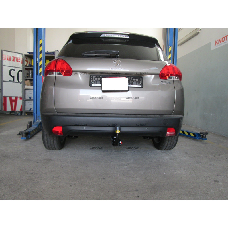 Ťažné zariadenie pre Peugeot 2008 - odnímateľný vetikálny bajonetový systém