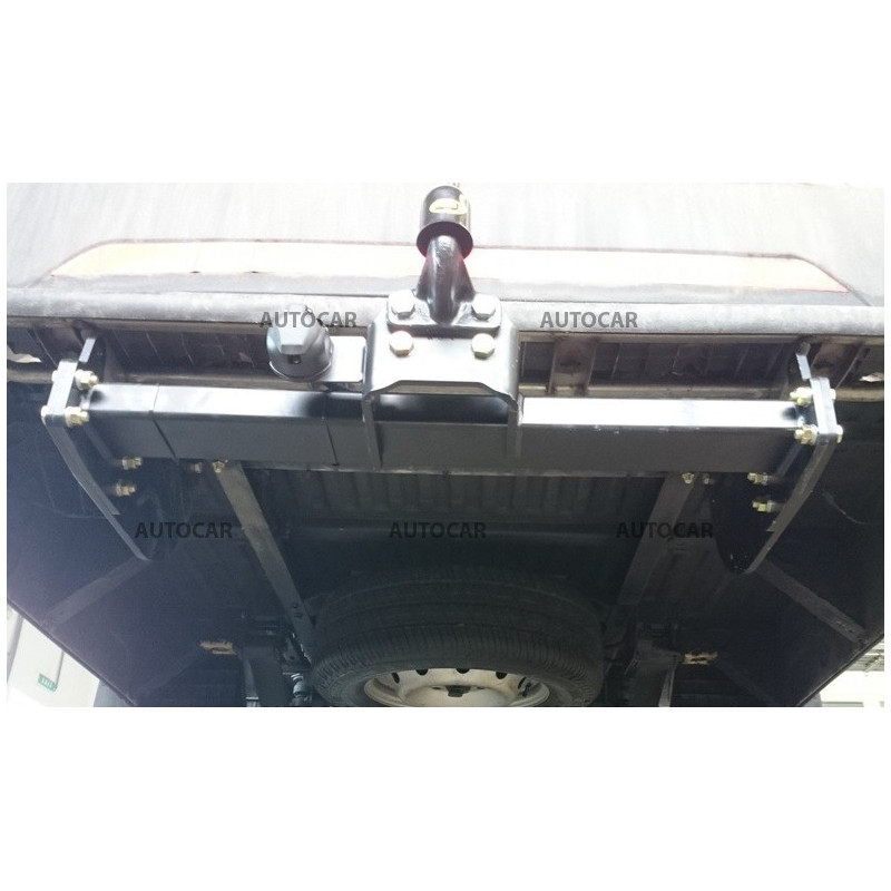 Ťažné zariadenie pre Iveco DAILY - 35S - (rázvor 3000 / 3520 mm) - skrutkový systém