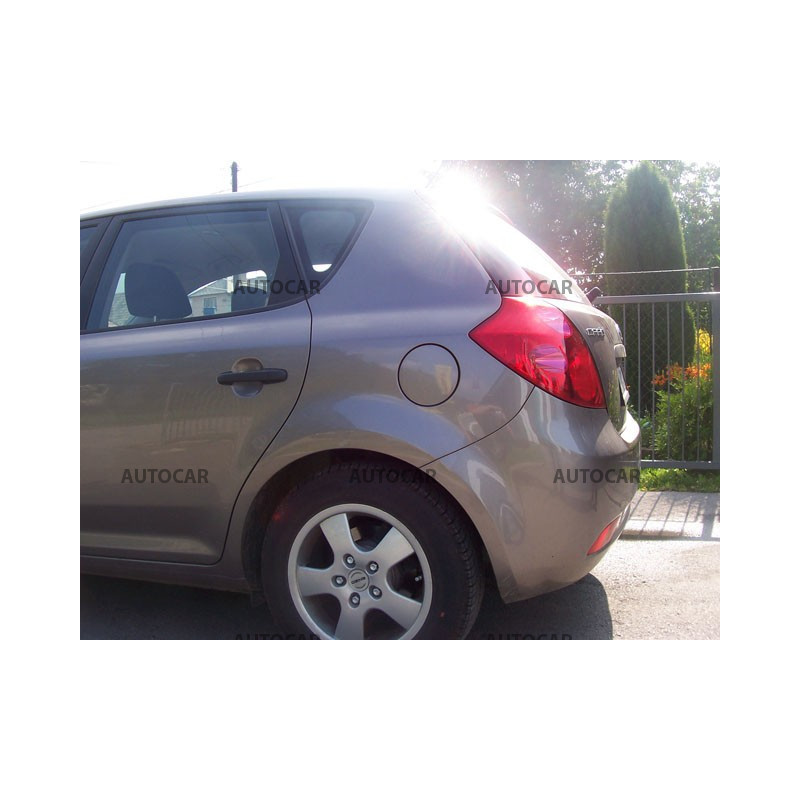 Ťažné zariadenie pre CEED - 5 dv. ( ED ) - automatický systém - od 2007 do 2009