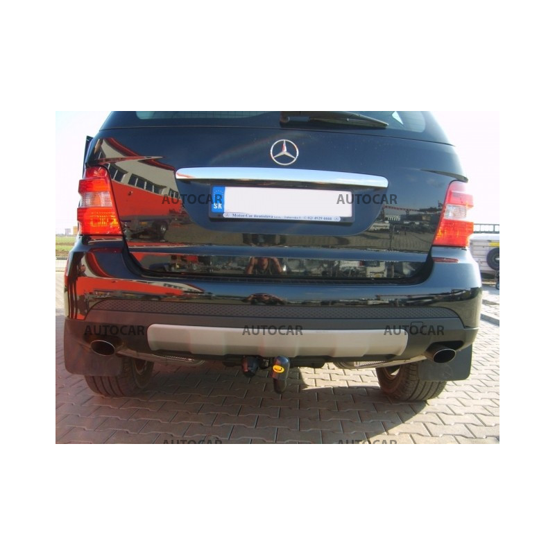 Ťažné zariadenie pre Mercedes M / ML - W164 - skrutkový systém