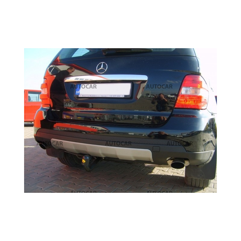 Ťažné zariadenie pre Mercedes M / ML - W164 - skrutkový systém