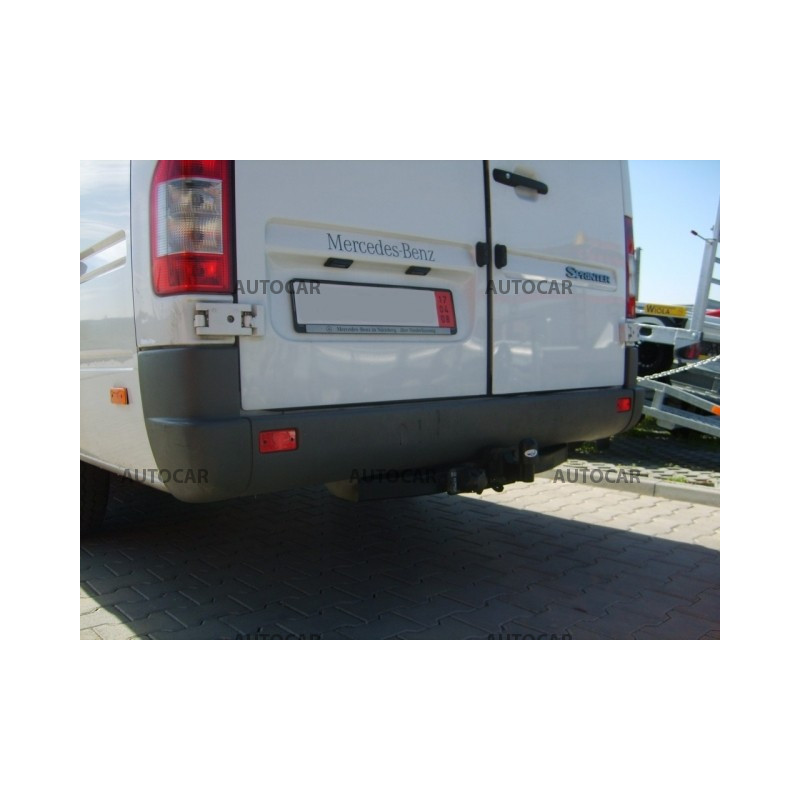 Ťažné zariadenie pre Mercedes SPRINTER - Dodávka bez schodíka - Rázvor 3,55 / 4,025 m - skrutkový systém