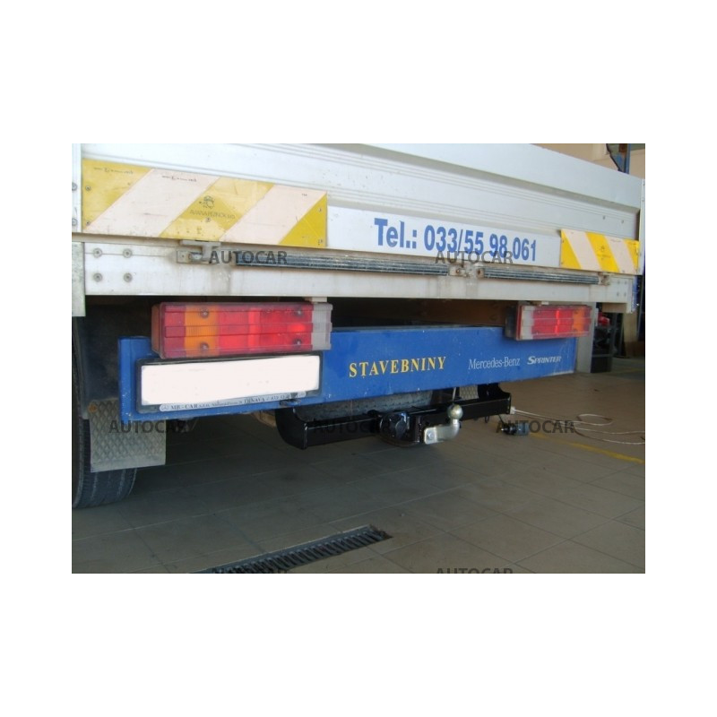 Ťažné zariadenie pre Mercedes SPRINTER - Valník - Jednomontáž - Rázvor 3,55 / 4,025 m - skrutkový systém