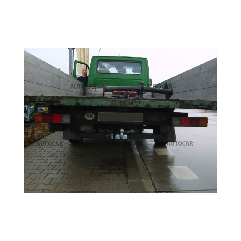 Ťažné zariadenie pre Mercedes SPRINTER - Valník - Jednomontáž - Rázvor 3,55 / 4,025 m - skrutkový systém