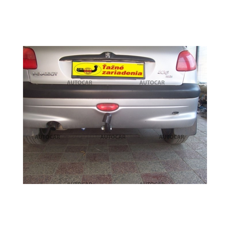 Ťažné zariadenie pre Peugeot 206 - skrutkový systém