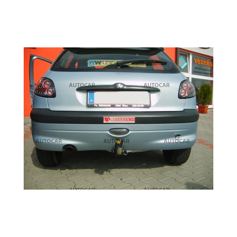 Ťažné zariadenie pre Peugeot 206 - odnímateľný bajonetový systém