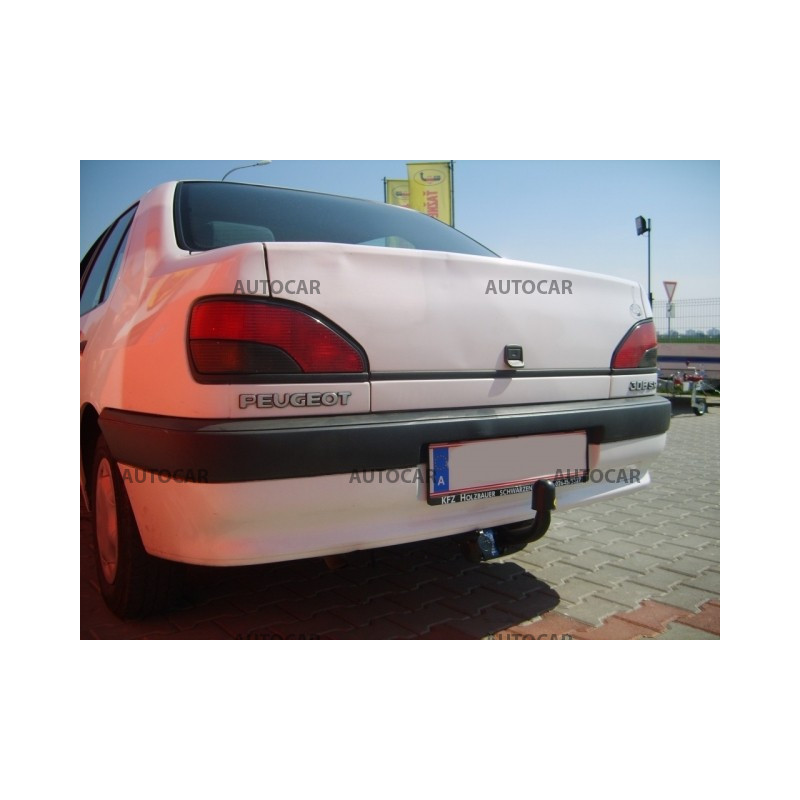 Ťažné zariadenie pre Peugeot 306 - skrutkový systém