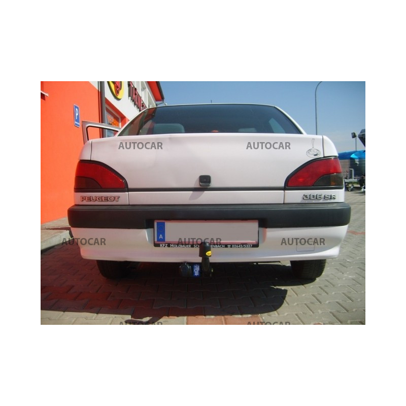 Ťažné zariadenie pre Peugeot 306 - skrutkový systém