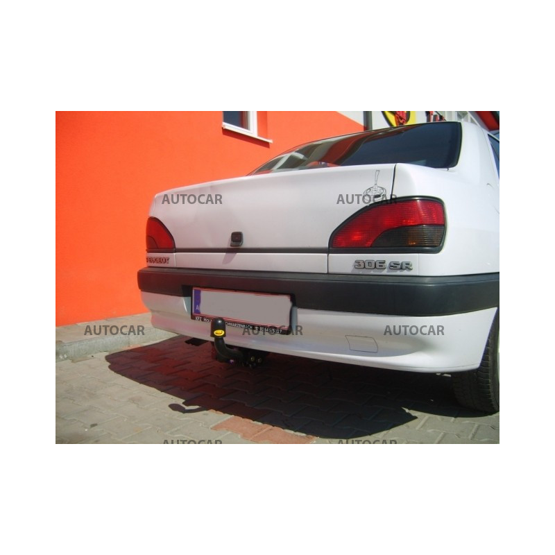 Ťažné zariadenie pre Peugeot 306 - skrutkový systém