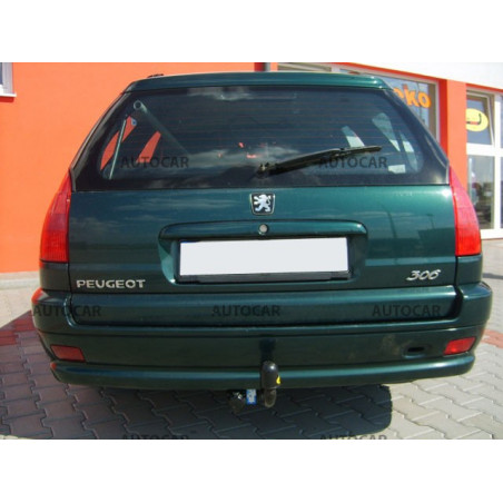 Ťažné zariadenie pre Peugeot 306 - skrutkový systém