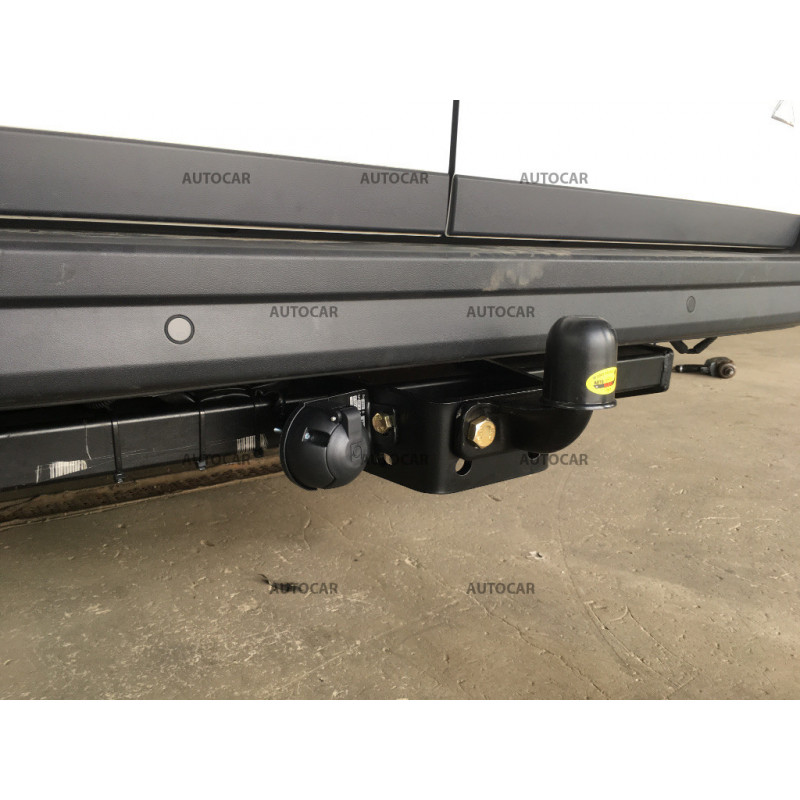 Ťažné zariadenie pre Volkswagen CRAFTER - Dodávka bez schodíka - Jednomontáž - skrutkový systém