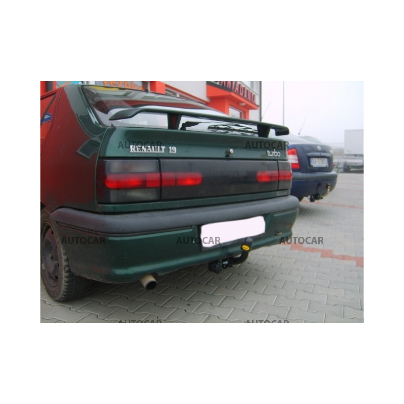 Ťažné zariadenie pre Renault 19 - skrutkový systém