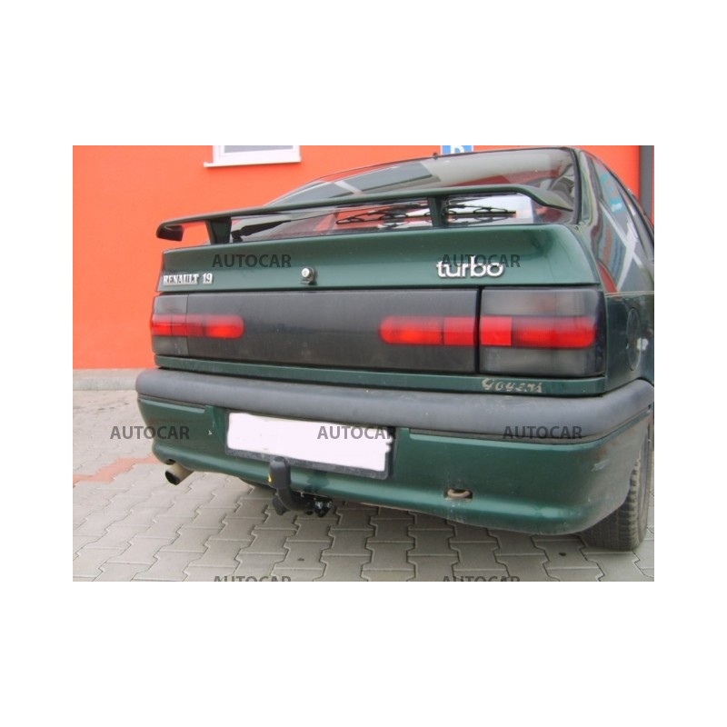 Ťažné zariadenie pre Renault 19 - skrutkový systém