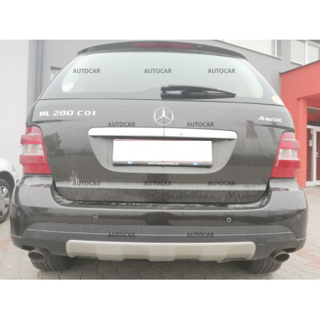 Ťažné zariadenie pre Mercedes M / ML - W164 - odnímateľný vertikálny bajonetový systém